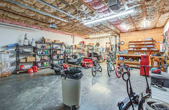 3090 Shaconage Trail, Sevierville, TN 37876