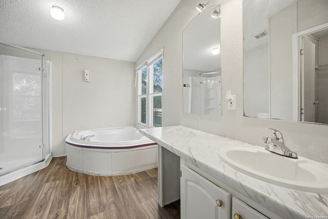 23927 Wilted Oak, San Antonio, TX 78264
