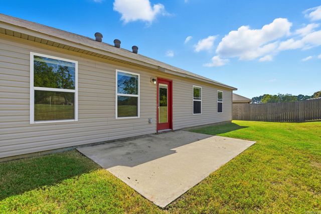 2421 Kenneth Dr., Benton, AR 72015
