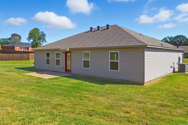 2421 Kenneth Dr., Benton, AR 72015