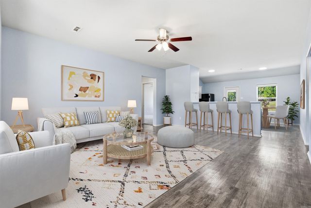 2421 Kenneth Dr., Benton, AR 72015