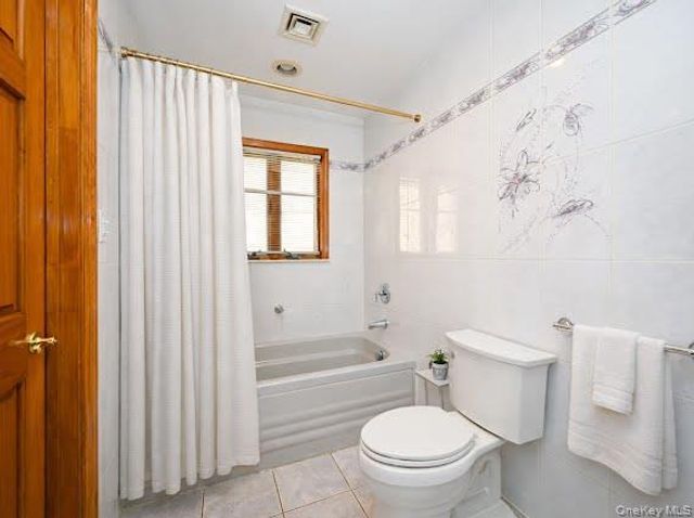 151-52 21st Avenue, Whitestone, NY 11357