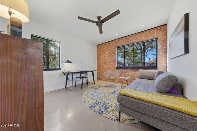 1607 W FLOWER Circle N, Phoenix, AZ 85015