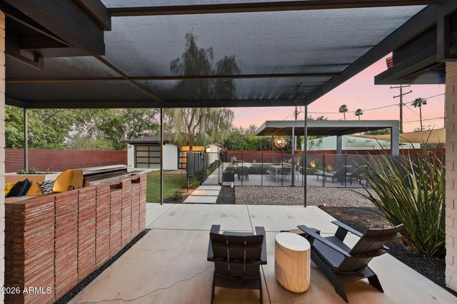 1607 W FLOWER Circle N, Phoenix, AZ 85015