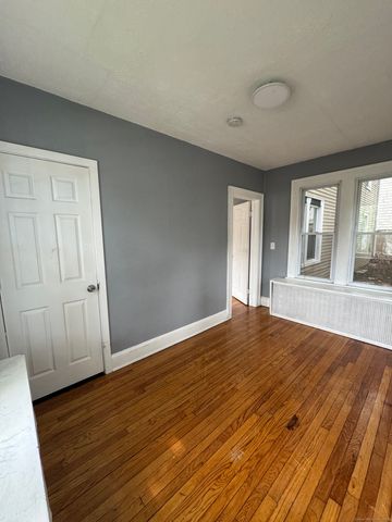 1559 Ella T Grasso Boulevard 1, New Haven, CT 06511