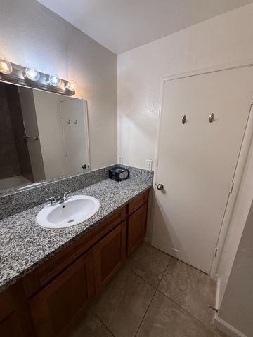 908 Mesa Verde, Yuba City, CA 95993