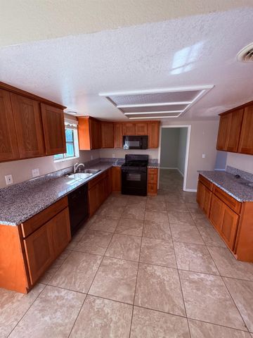 908 Mesa Verde, Yuba City, CA 95993