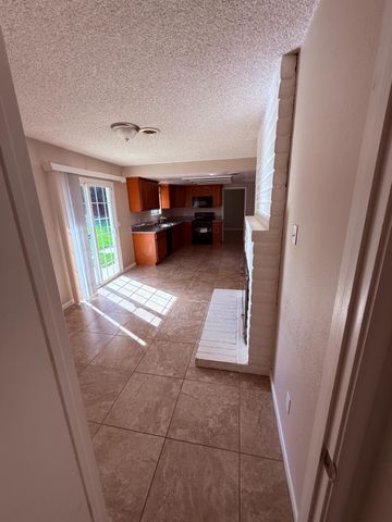 908 Mesa Verde, Yuba City, CA 95993