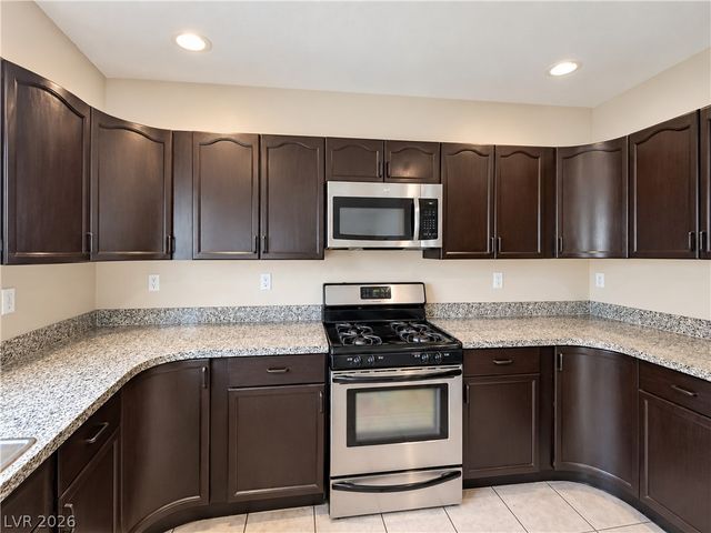 7971 Constantinople Avenue, Las Vegas, NV 89129