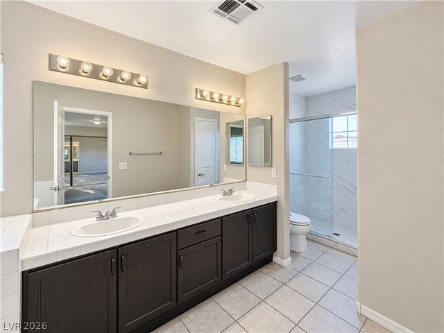7971 Constantinople Avenue, Las Vegas, NV 89129
