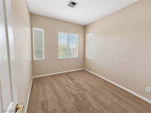 7971 Constantinople Avenue, Las Vegas, NV 89129