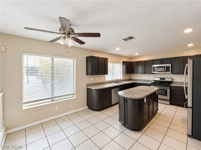 7971 Constantinople Avenue, Las Vegas, NV 89129