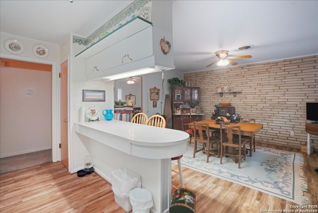 1000 Austin St., George West, TX 78022