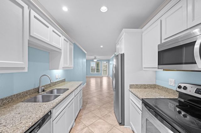 7000 Seawall Boulevard 126, Galveston, TX 77551