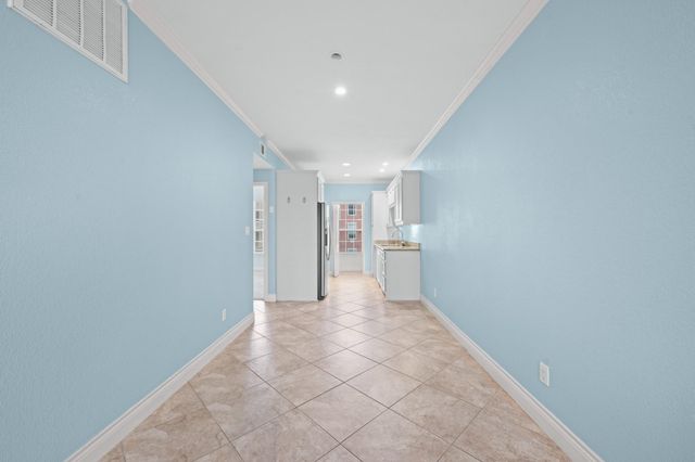 7000 Seawall Boulevard 126, Galveston, TX 77551