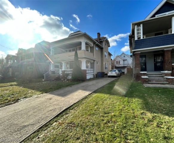 892 Paxton Road, Cleveland, OH 44108