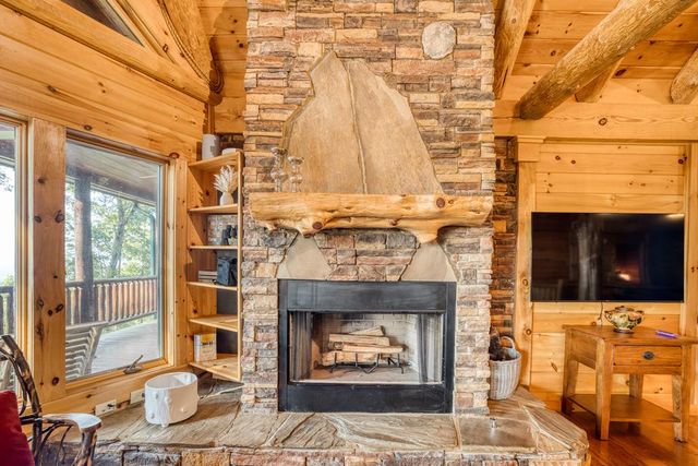 1447 Grandeur Drive, Blue Ridge, GA 30513