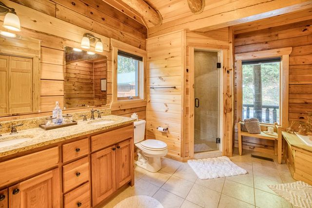 1447 Grandeur Drive, Blue Ridge, GA 30513