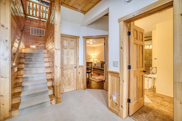 1447 Grandeur Drive, Blue Ridge, GA 30513