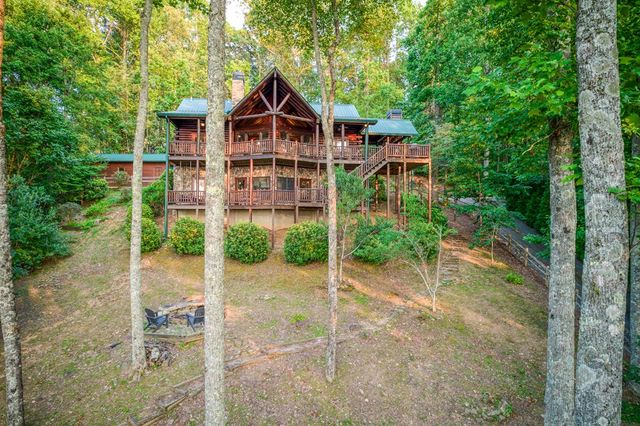 1447 Grandeur Drive, Blue Ridge, GA 30513