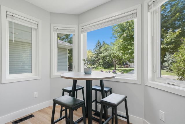 4080 Park Valley Lane, White Bear Lake, MN 55110