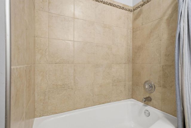 4080 Park Valley Lane, White Bear Lake, MN 55110