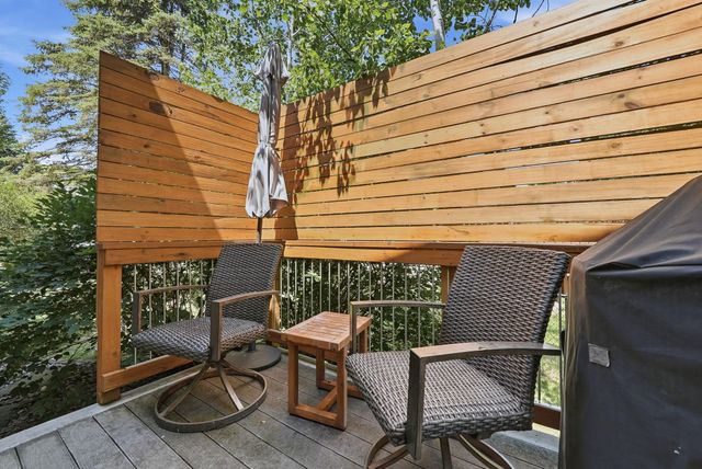 4080 Park Valley Lane, White Bear Lake, MN 55110