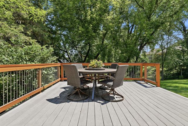4080 Park Valley Lane, White Bear Lake, MN 55110