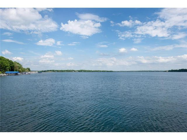 4080 Park Valley Lane, White Bear Lake, MN 55110