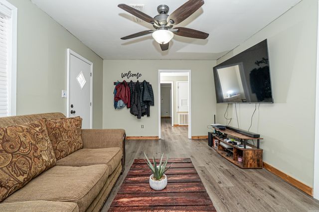 208 E Allen St, Monticello, AR 71655