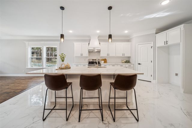 1103 Bandera Trail, Granbury, TX 76048