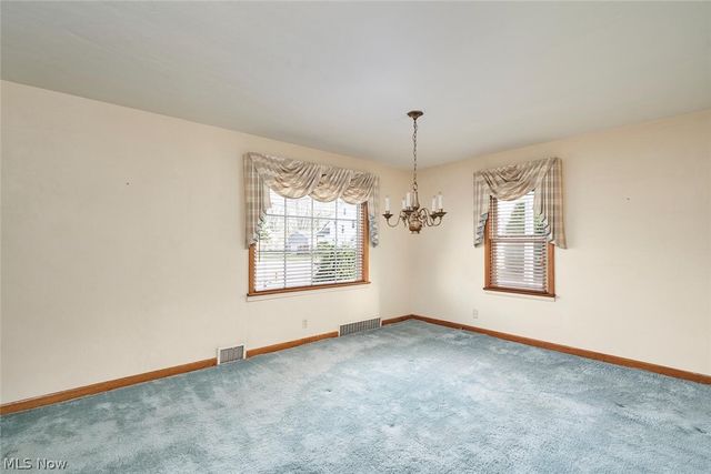 122 Fenton Avenue, Mogadore, OH 44260