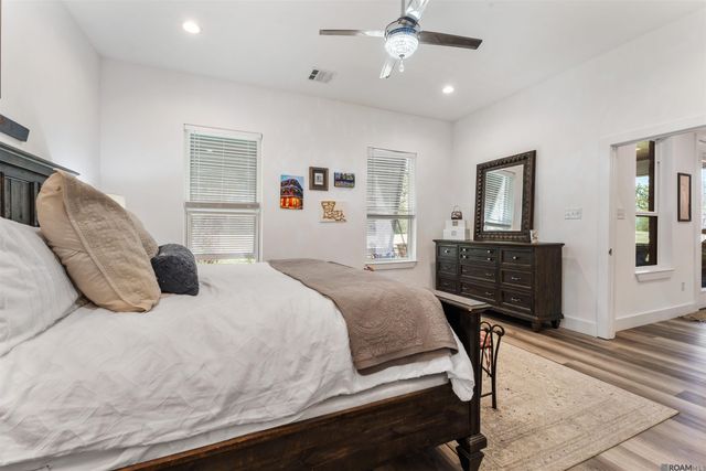 23719 Monarch Point, Springfield, LA 70462