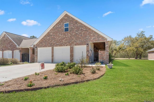 23719 Monarch Point, Springfield, LA 70462