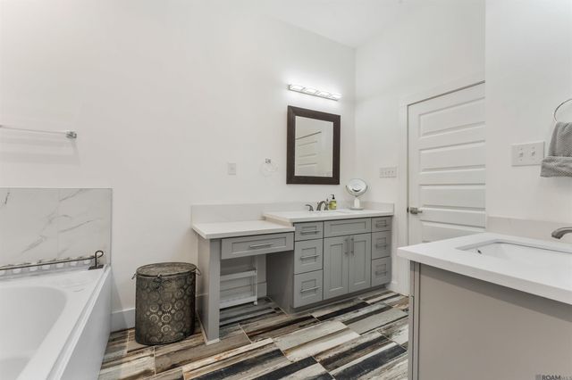 23719 Monarch Point, Springfield, LA 70462