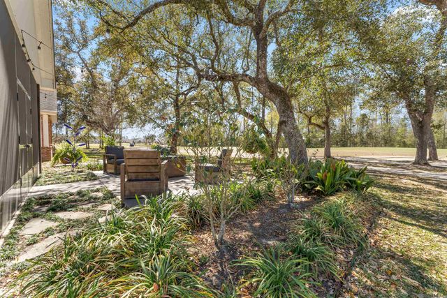 23719 Monarch Point, Springfield, LA 70462