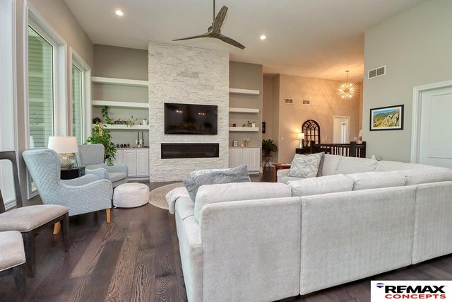9338 Northern Sky Road, Lincoln, NE 68505
