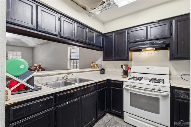 2501 N 27th Lane, Mcallen, TX 78501