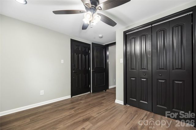 1705 E Cloaninger Avenue, Statesville, NC 28625