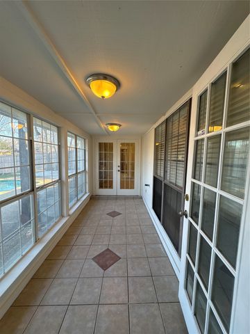 1226 Stonewall Street, Garland, TX 75043