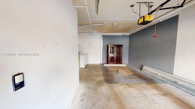 2107 SE 10th Ave 831, Fort Lauderdale, FL 33316