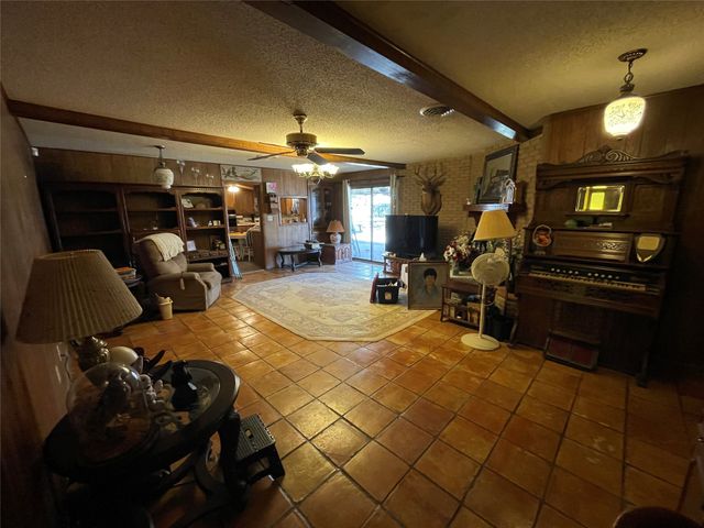 712 S Dixie Street, Eastland, TX 76448