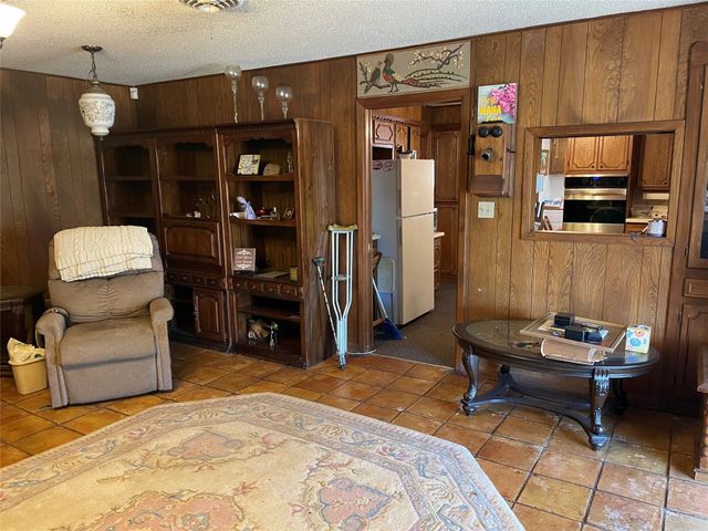 712 S Dixie Street, Eastland, TX 76448