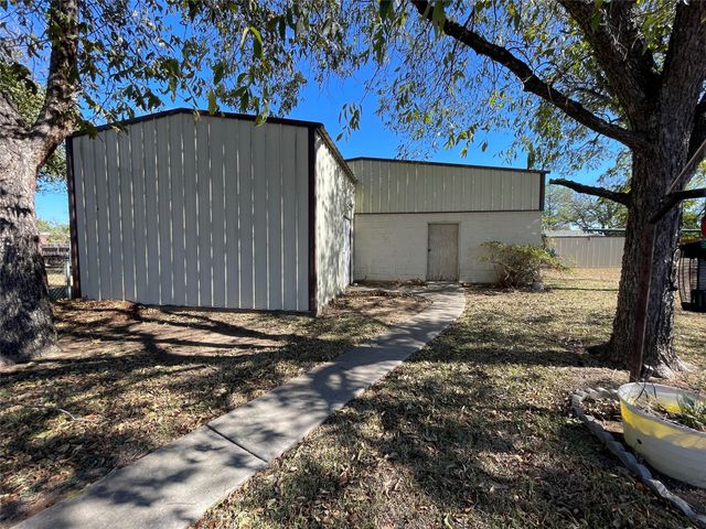 712 S Dixie Street, Eastland, TX 76448
