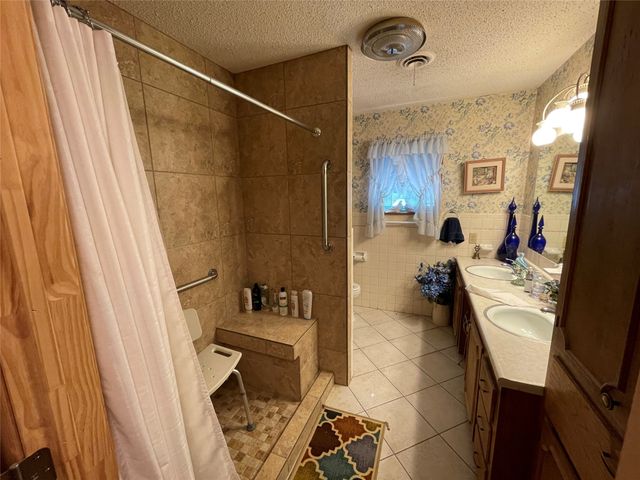 712 S Dixie Street, Eastland, TX 76448