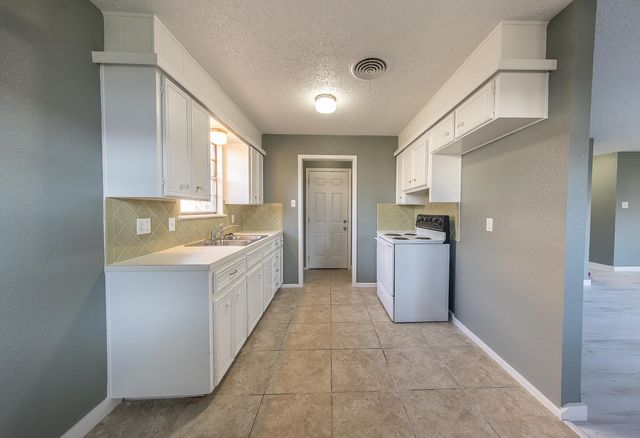 5405 49th Street, Lubbock, TX 79414