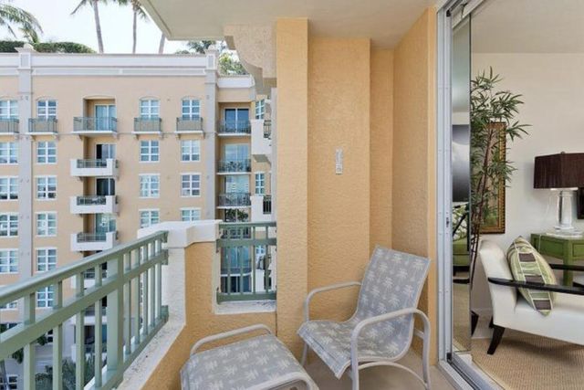 403 S Sapodilla Avenue 618, West Palm Beach, FL 33401