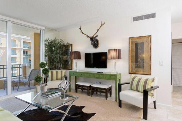 403 S Sapodilla Avenue 618, West Palm Beach, FL 33401