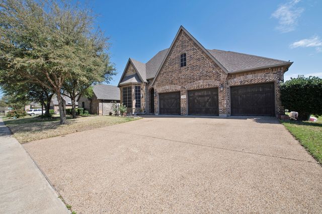 1208 Grayhawk Drive, Forney, TX 75126