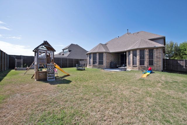 1208 Grayhawk Drive, Forney, TX 75126